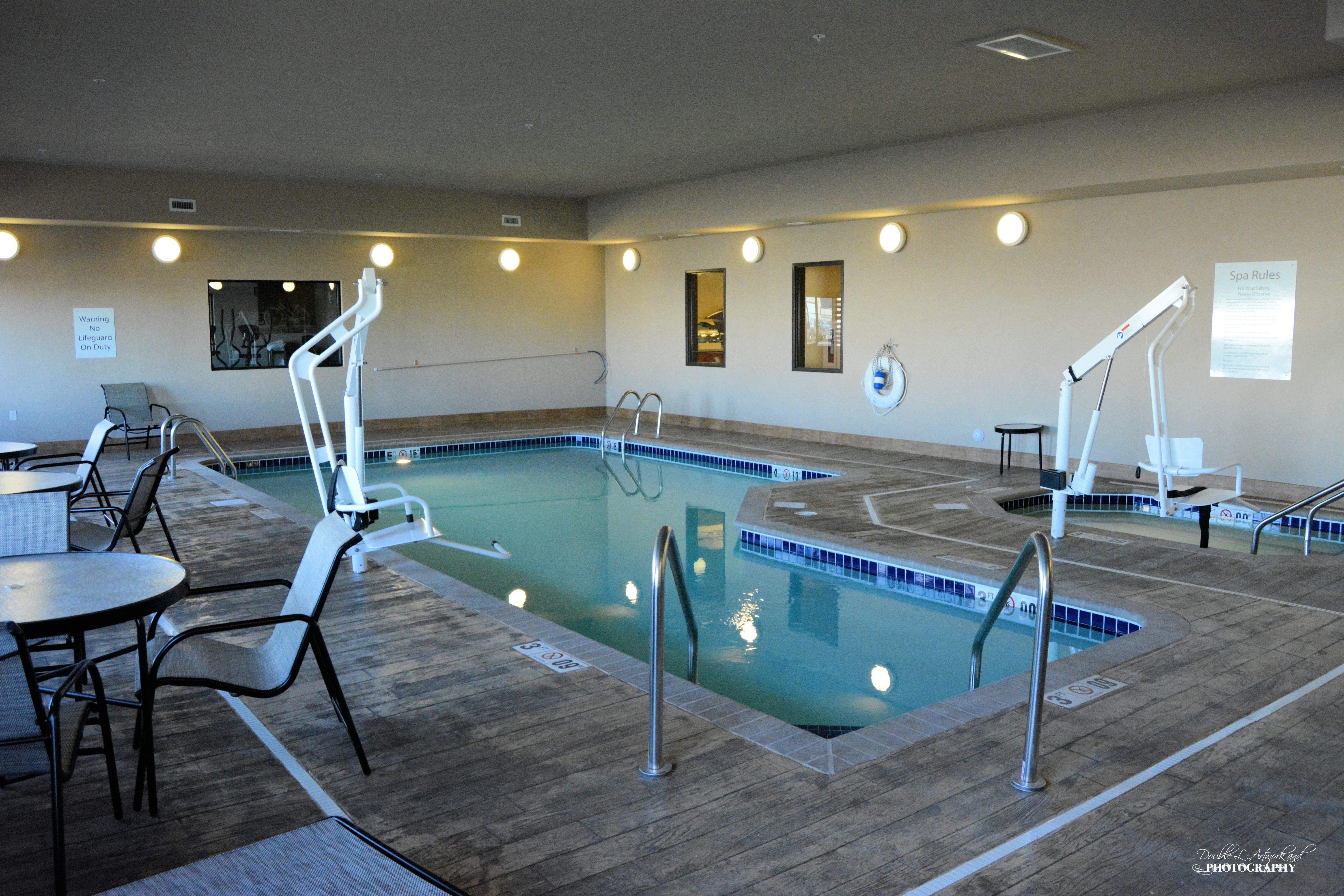 Holiday Inn Express & Suites Glendive By Ihg Extérieur photo